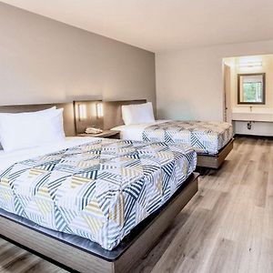 Quadruple Room Smoking