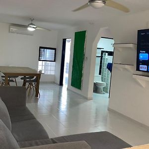 Deco 3 Downtown 3 Bed Apartment