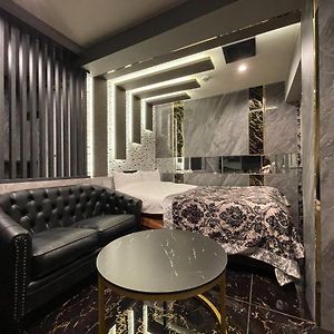 Private Bathroom King Room