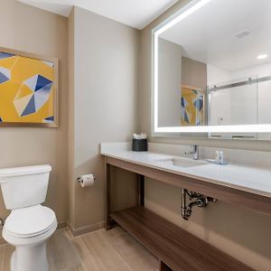 King Master Suite