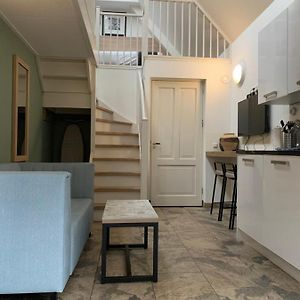 Duplex Triple Room