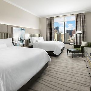 Tradition Queen Room