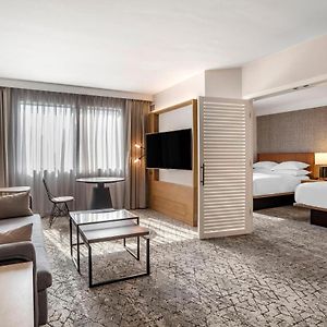 Club Upper Floors Suite