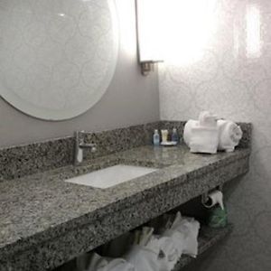 King Room Mobility accessible