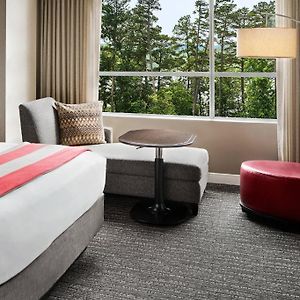 Corner King Room