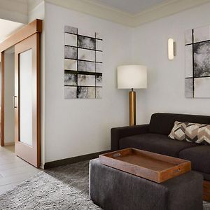 Studio Suite Mobility accessible