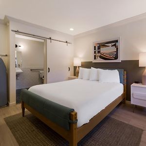 Queen Room Disability Access