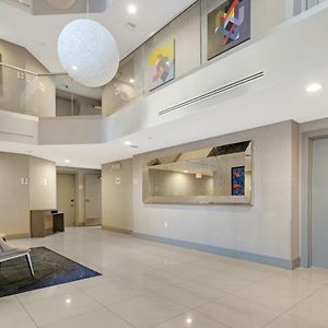 Standard King Studio