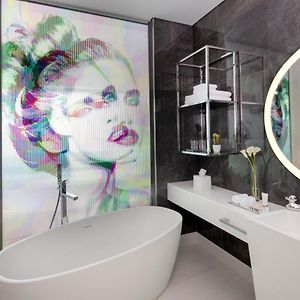 Signature King Room