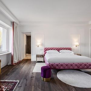 Queen Suite