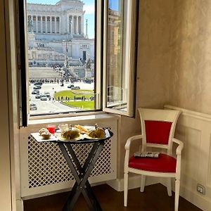 Superior King Suite