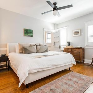 One-Bedroom King Suite