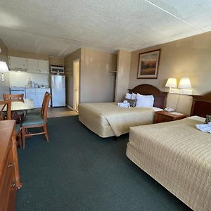 Standard Room Two Queen Beds Kitchenette