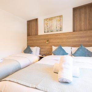 Economy Triple Room