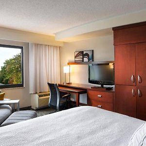 King Room Hearing Accessible