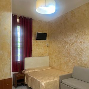 Termini Golden House