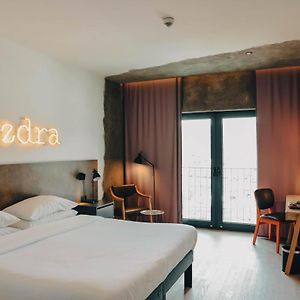 Design King Room