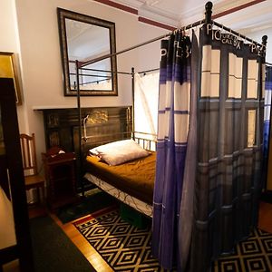 Dormitory Room Mixed