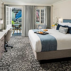 Premium King Room