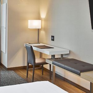 King Room Sofa Bed City View