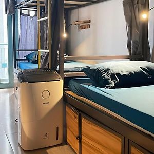 10-Bed Mixed Dormitory Room