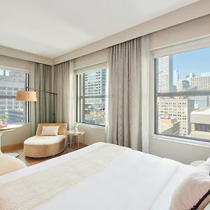 Grand King Suite