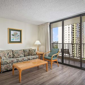 One-Bedroom King Suite