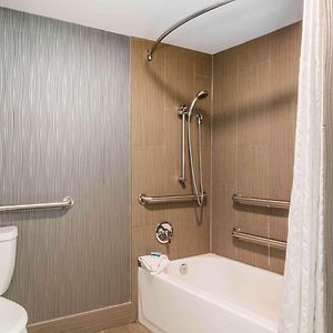 Queen Room Disability Access