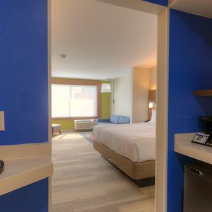 King Suite Mobility accessible