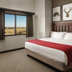 Luxury King Suite
