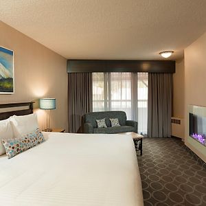 Premium King Room