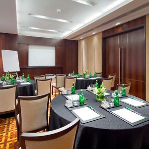 Holiday Inn Mumbai International Airport By Ihg