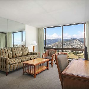 One-Bedroom Suite