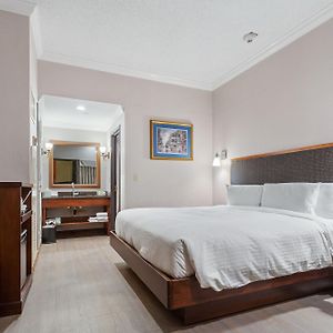 King Room Mobility accessible
