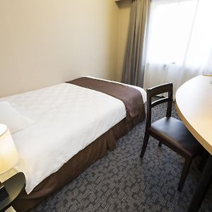Economy Wing Room