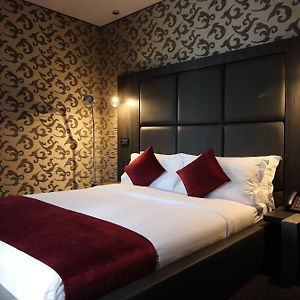 Executive King Room