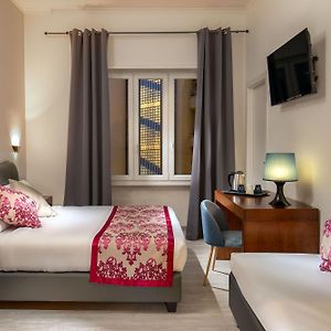 Comfort Triple Room