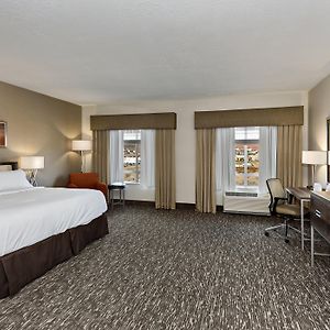 King Room Hearing Accessible Non-Smoking