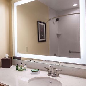 Queen Room Two Queen Beds Pet Friendly