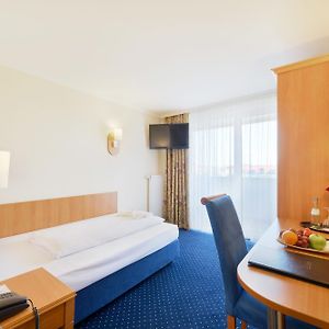 Standard Room with 1 Single Bed