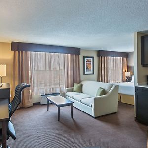 Queen Suite