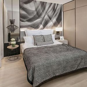 Premier King Suite with Executive lounge access