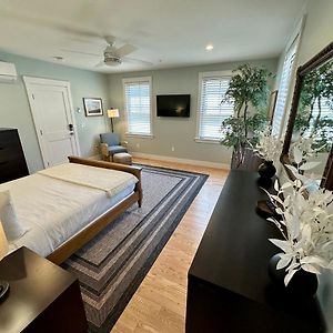 Queen Suite