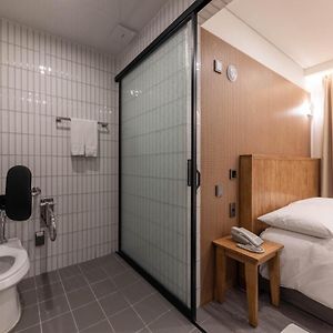 King Room Disability Access