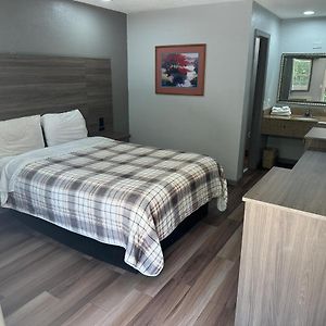 Budget Inn Express