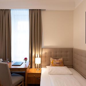 Small Single Room