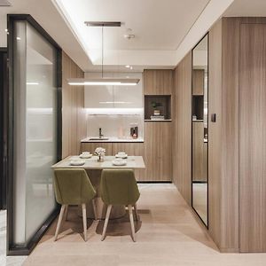 Family One-Bedroom King Suite