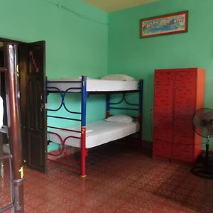 Dormitory Room Mixed