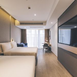 Family King Room