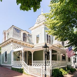 The Swain House At 21 Broad